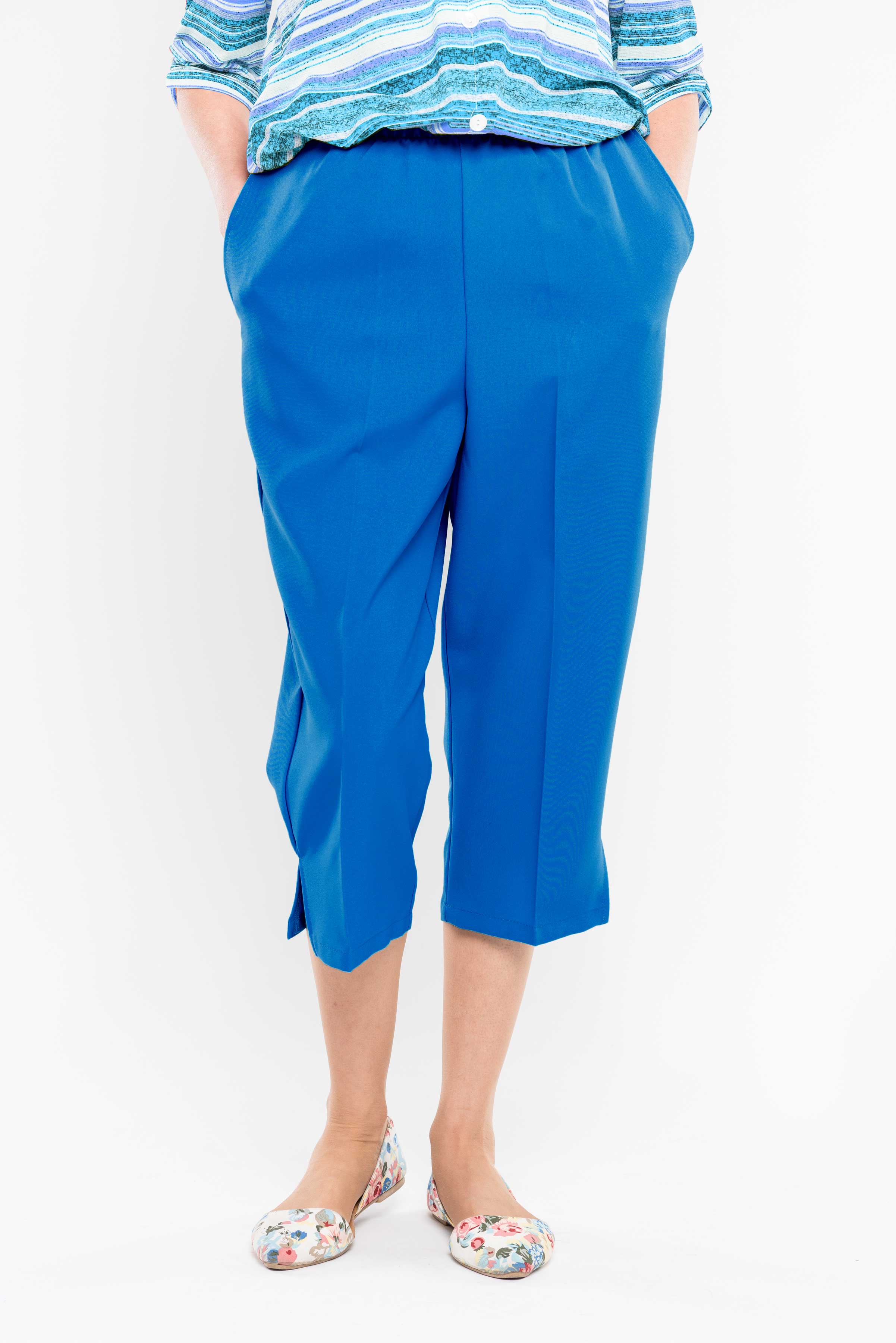 1MP36-GAB-Adaptive Capri, Side Openings