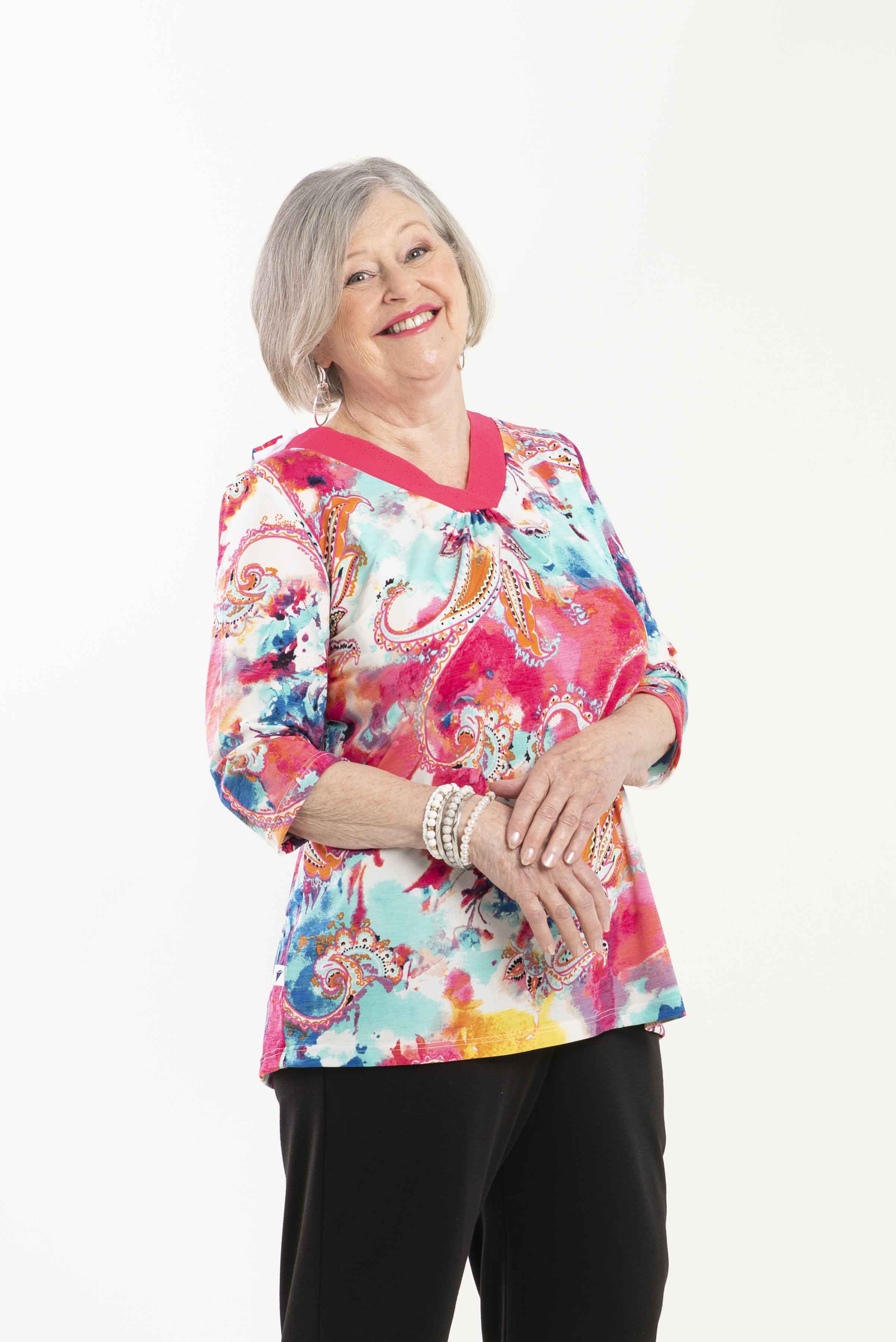 1PT340-1V106-Adaptive Top, V Neck