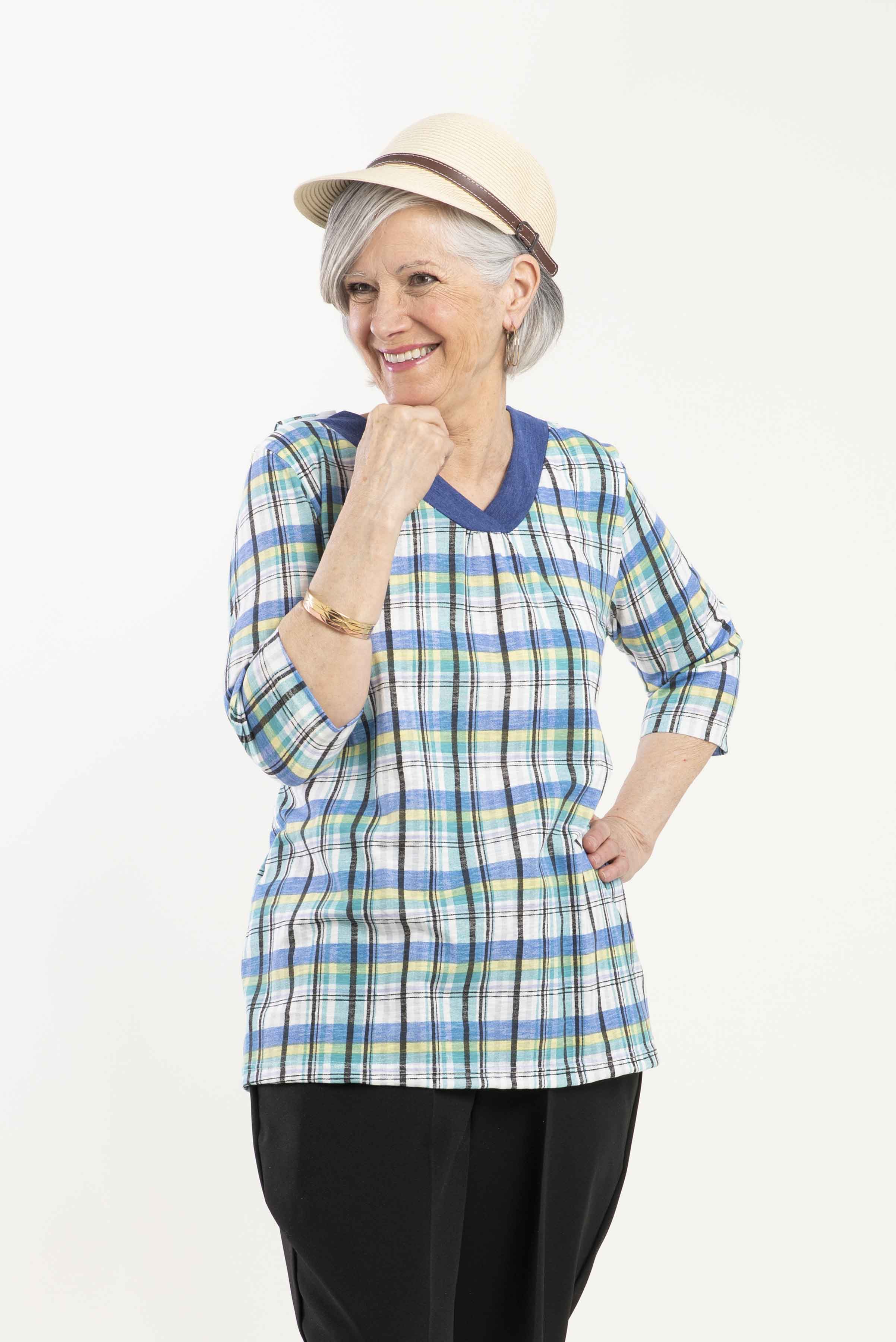 1PT340-1V201-Adaptive Top, V Neck