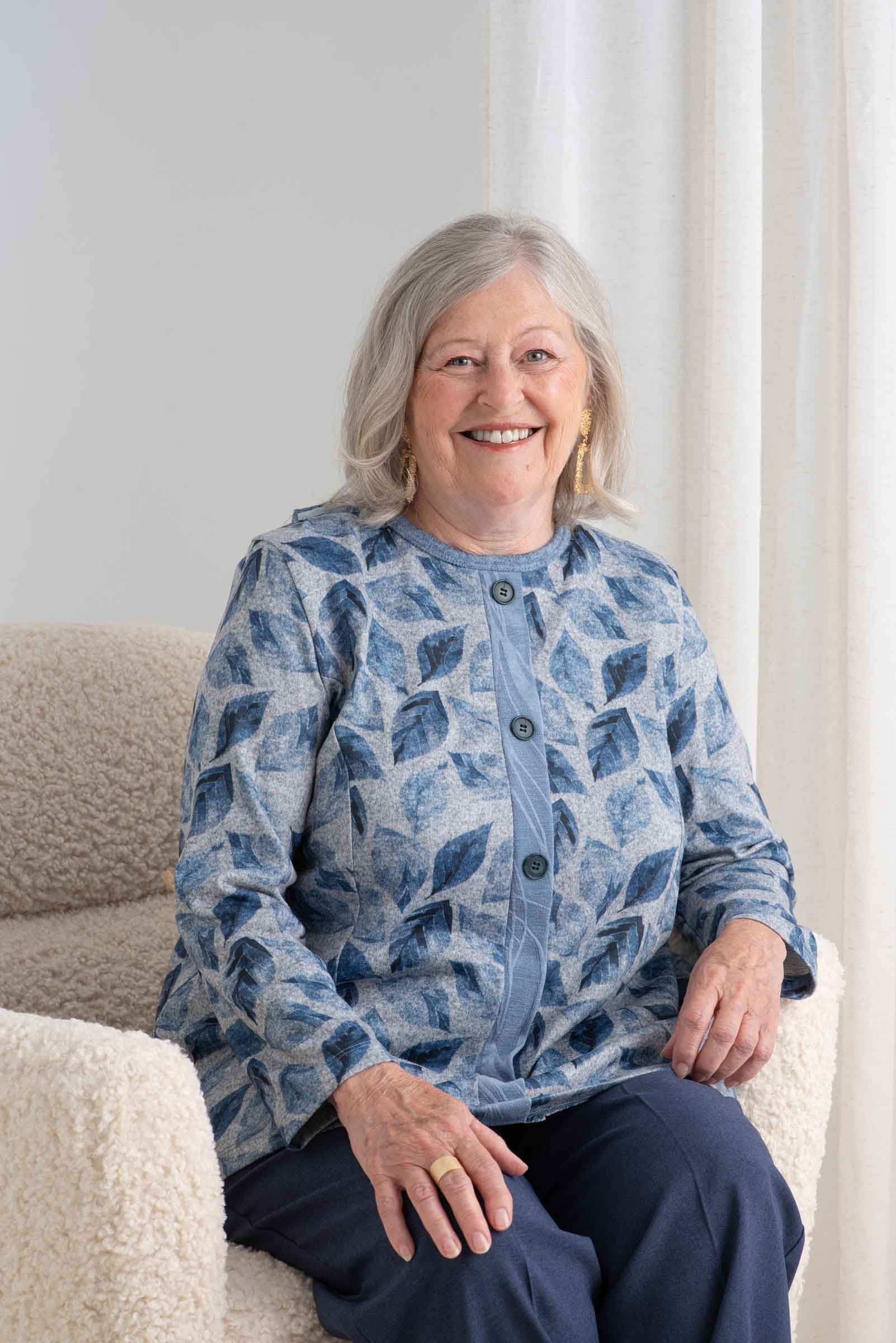 1QT348-2A122-Adaptive Top, Fake Cardigan