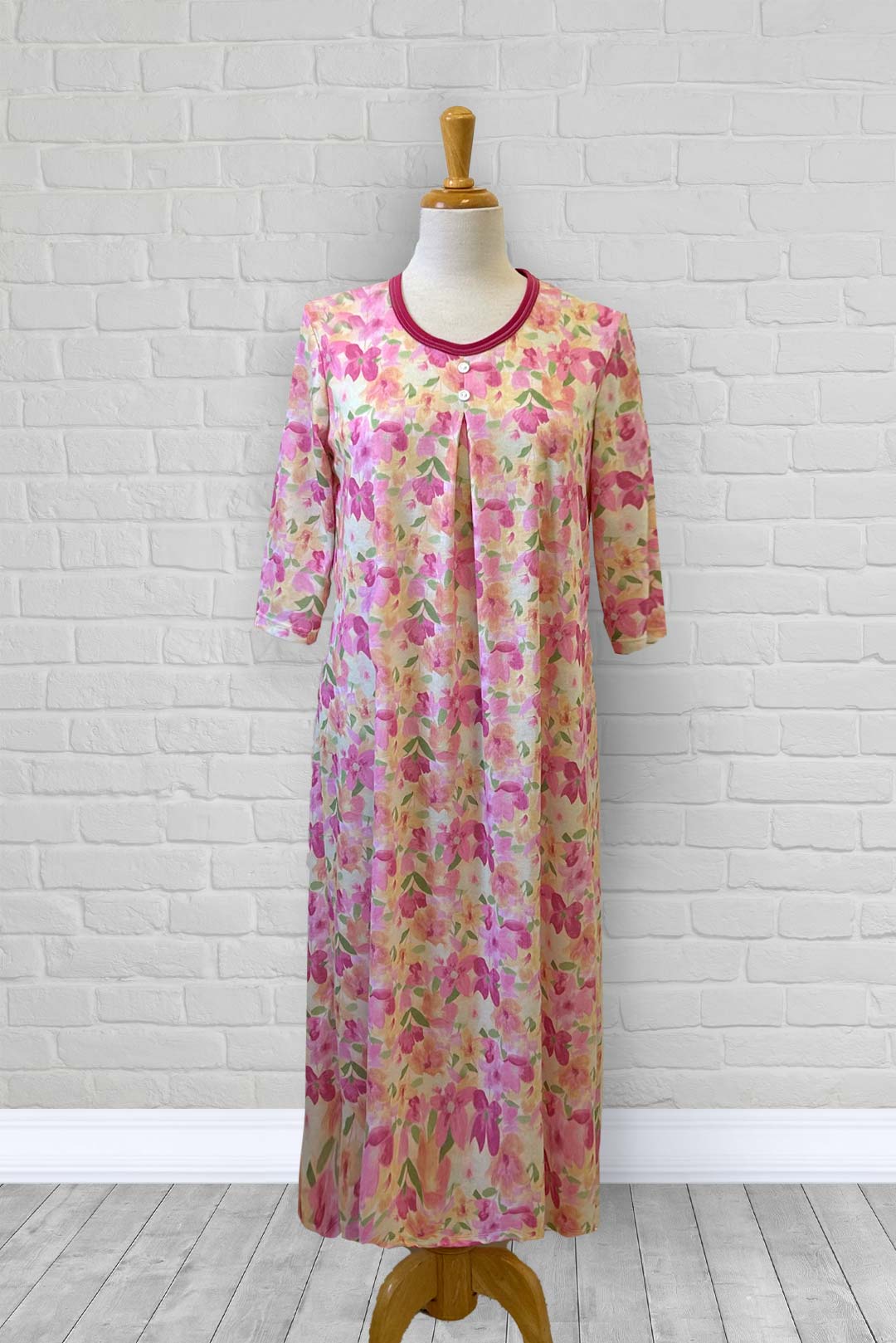 1WN130-1Z316-Adaptive Nightgown, Crew Neck, 2 Buttons