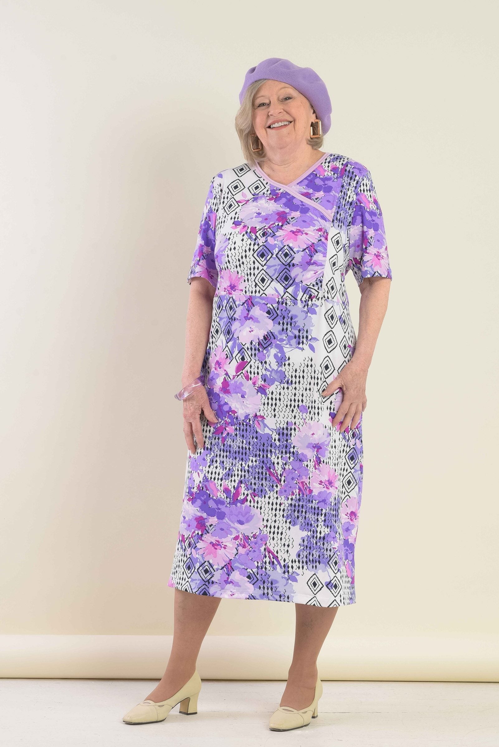 Adaptive Dress, Warp Style, Front Gathering, Double Panels In The Back