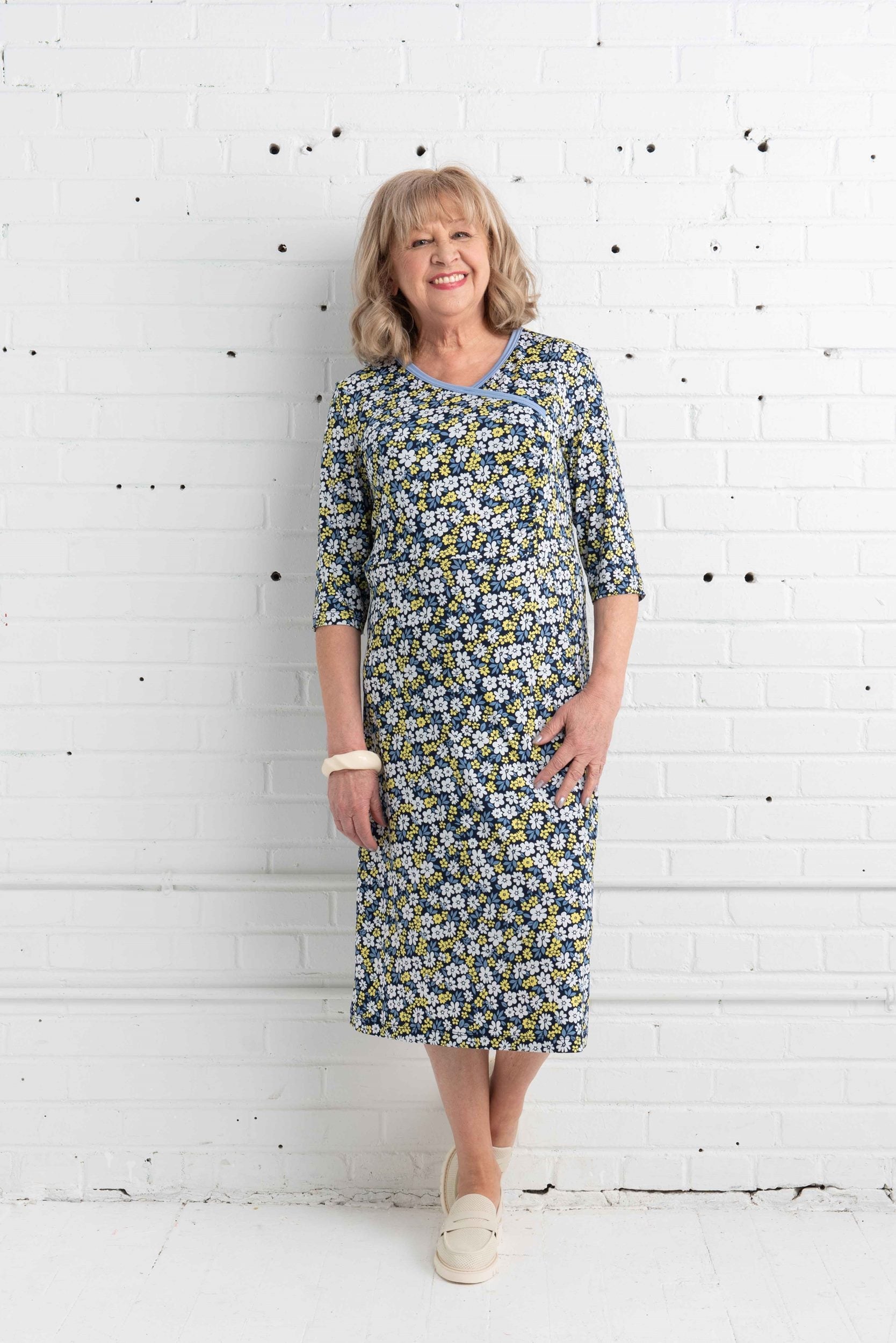 Adaptive Dress, Warp Style, Front Gathering, Double Panels In The Back