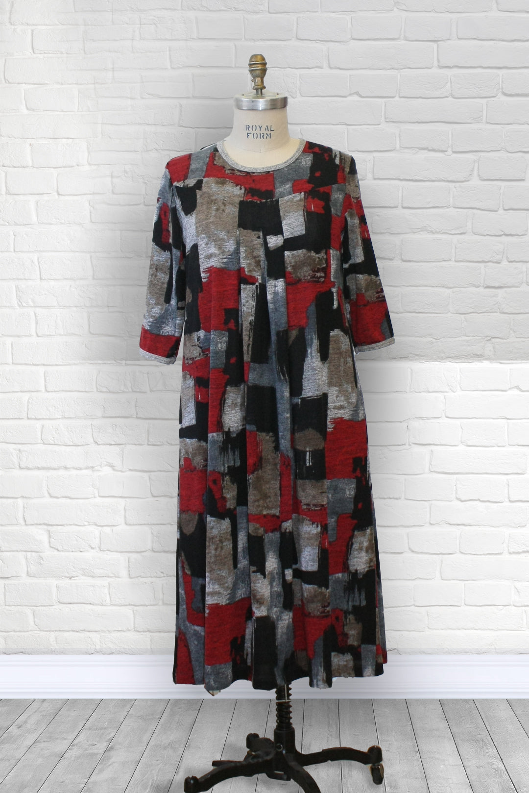 Adaptive Duster Dress - Red/Grey
