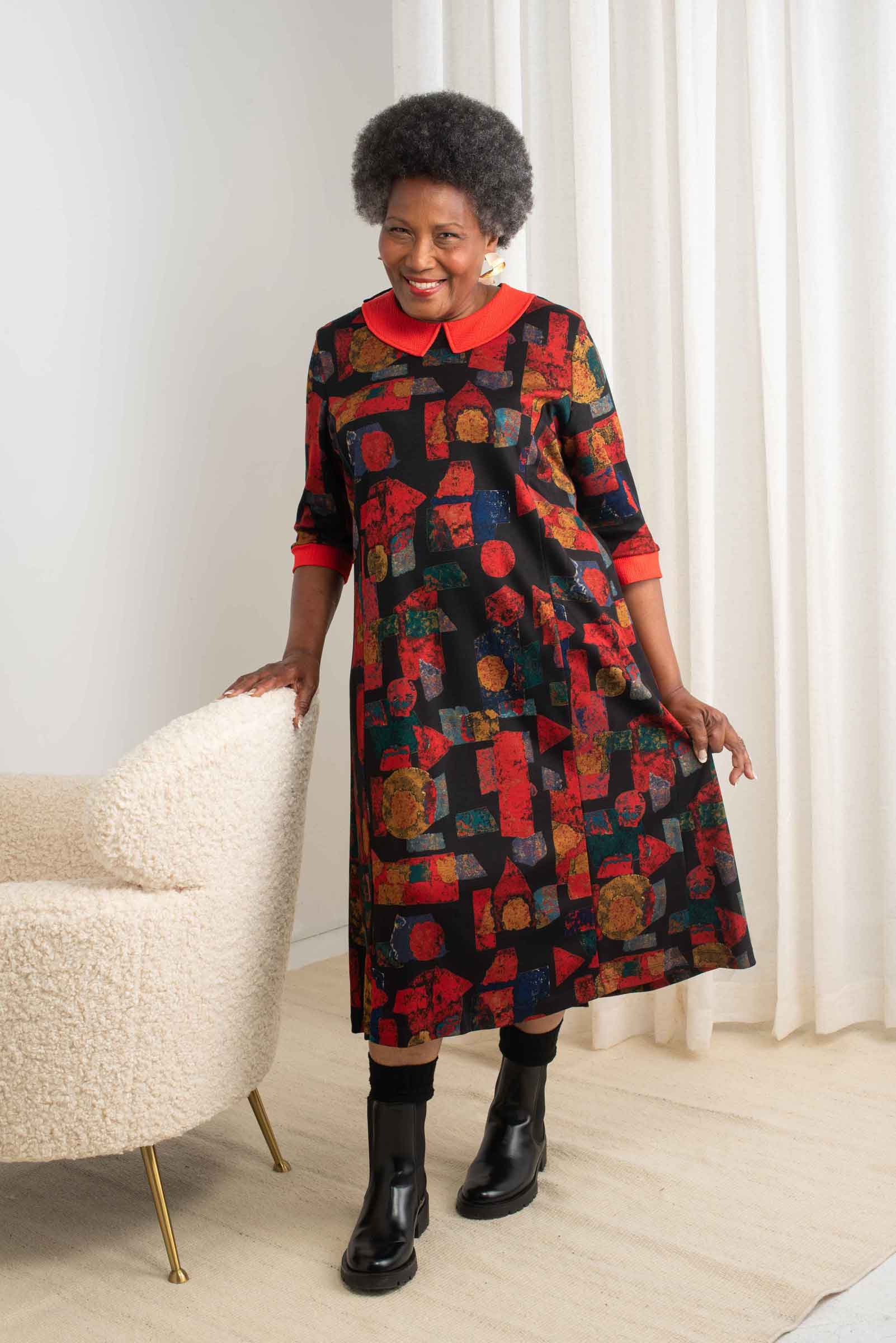 Adaptive Dress, Peter Pan Collar, 3/4 Sleeves, Soft Material, Wide Opening, Closes With A Metal Snap Button