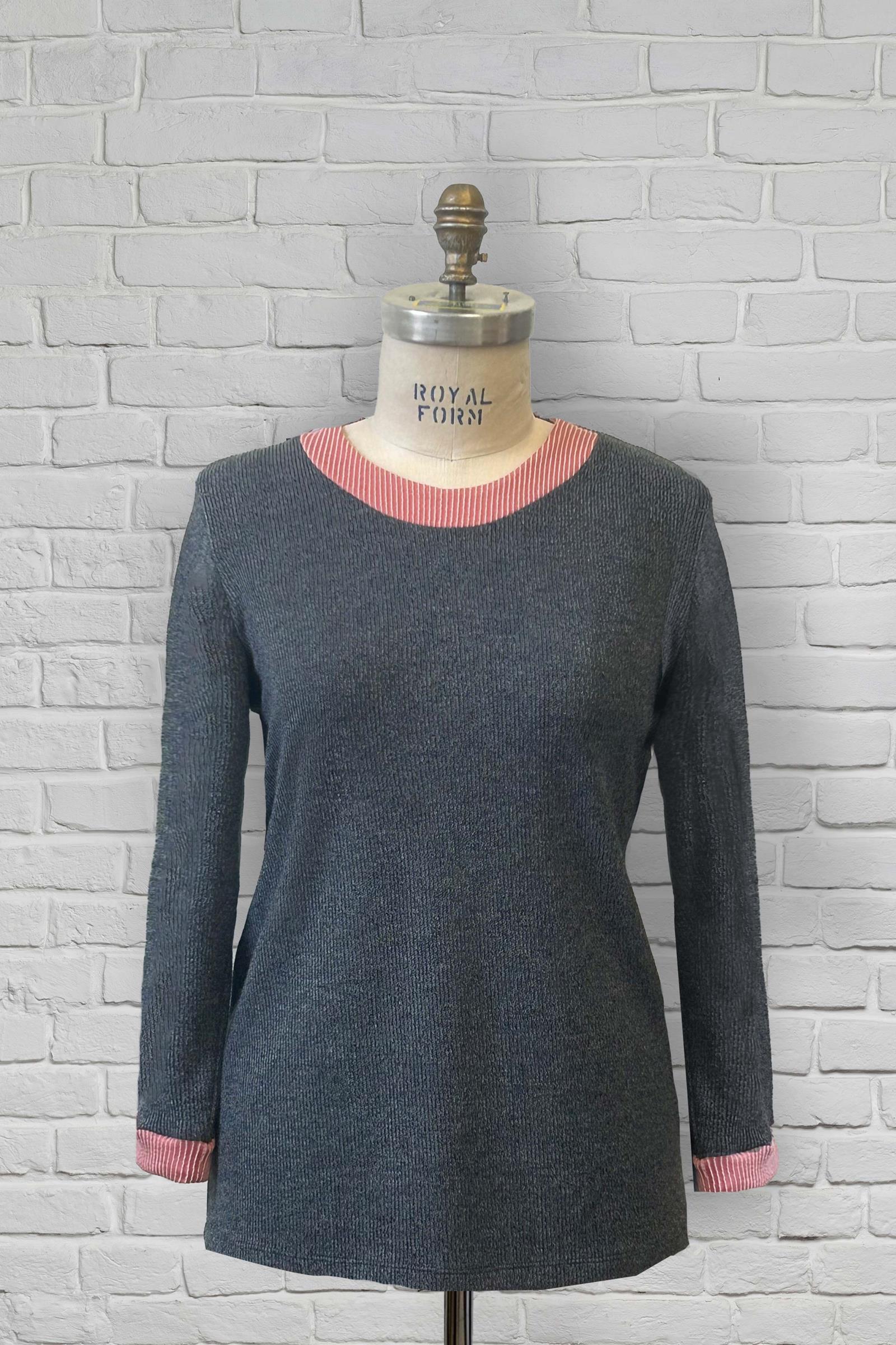 2CT393-2C124G-Adaptive Top, Round Neck, Long Sleeves