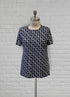 2DT395-2D148-Adaptive Basic Top with a square neckline