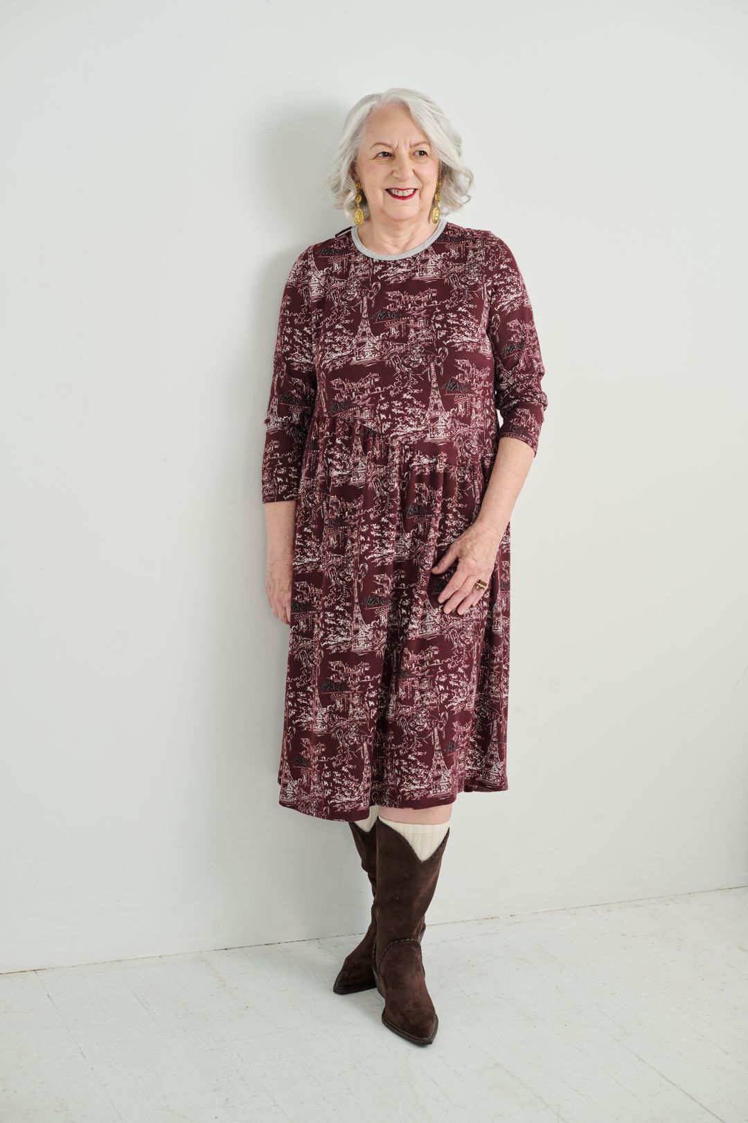 2ER834-2E100-Adaptive dress, pleating and asymmetrical cut, long sleeves