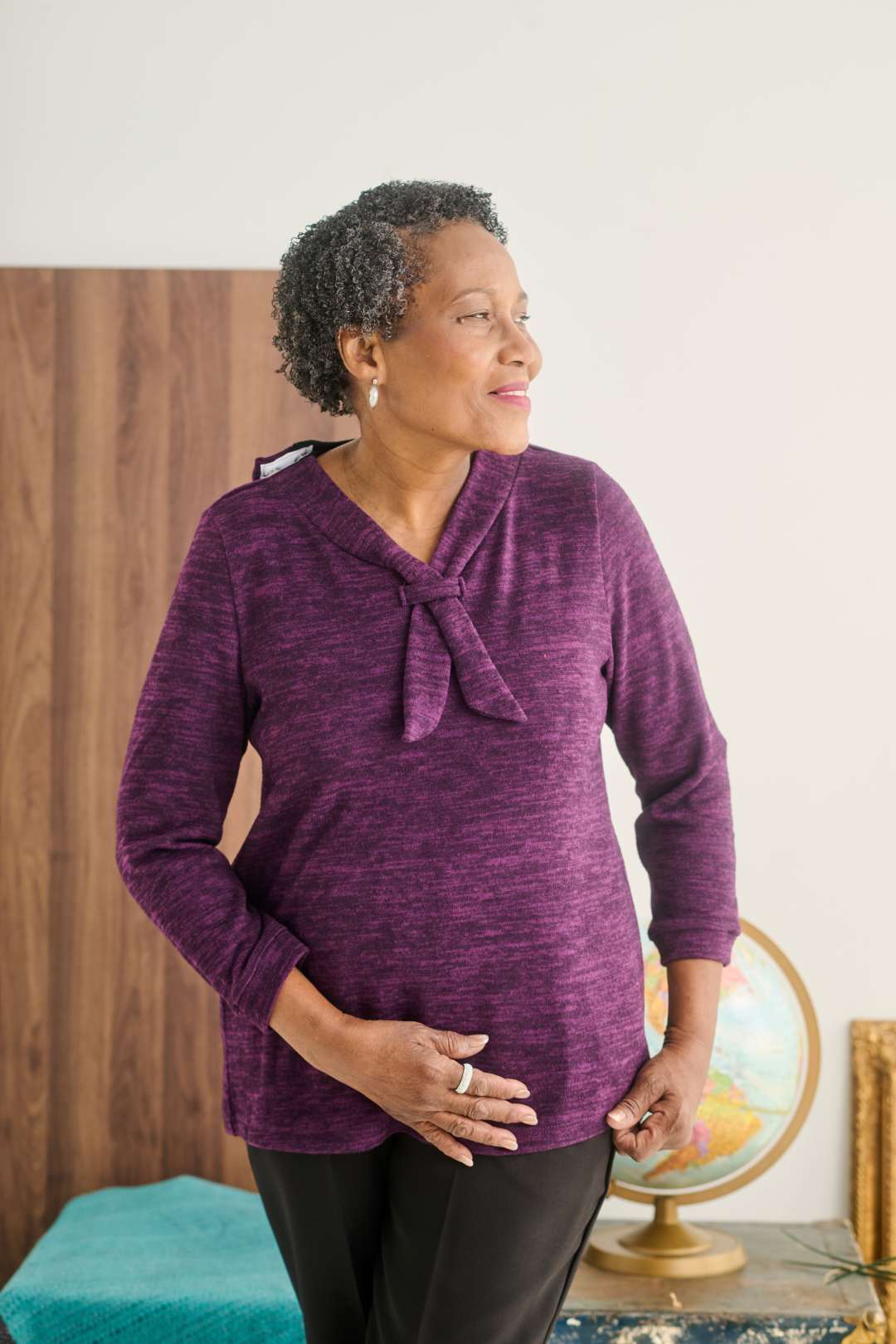 2ET400-1W606-Adaptive Sweater in Knit, Long Sleeves